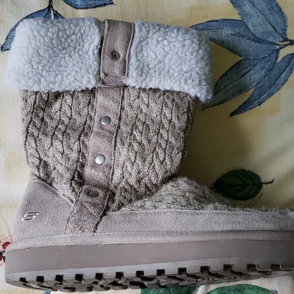 Skechers boots